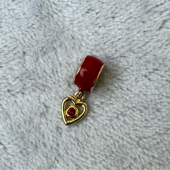 Danbury Mint European Bead Gold with Red Enamel and Heart Charm - Picture 1 of 7
